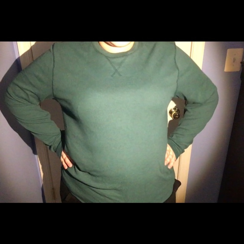 Mens green long sleeved shirt
